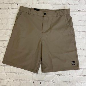 Men's DKNY Regular Fit Flat Front Shorts Sz 33